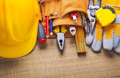Essential Electric Tools for Sanding and Polishing