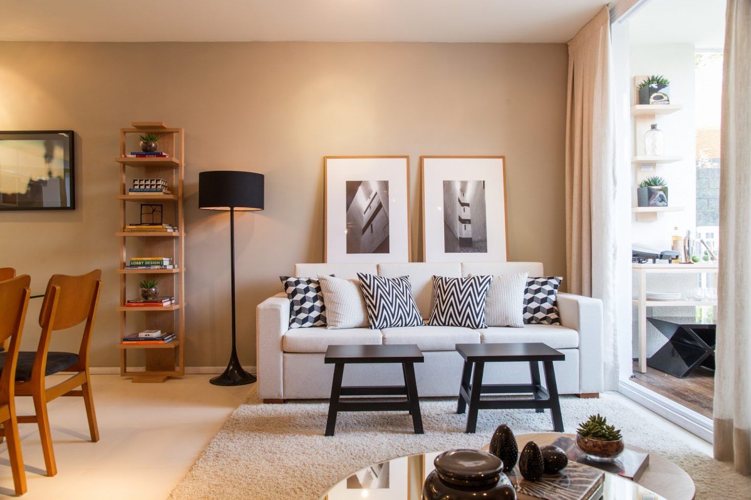 A Functional 3-Bedroom Apartment in Bucharest