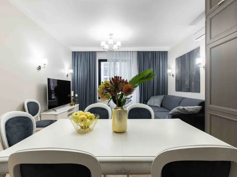 Influente clasice in amenajarea unui apartament de 3 camere si 67 mp