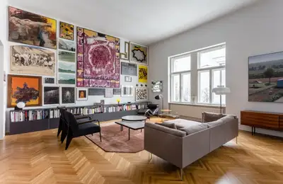Contemporary Design in a Historic House Apartment