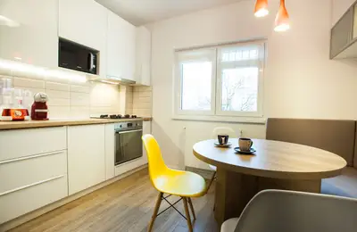 Functional Layout in a 3-Bedroom Bucharest Apartment