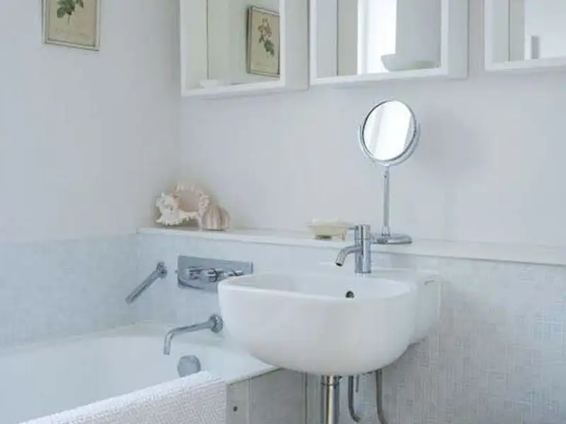 7 idei de baza pentru o baie mica