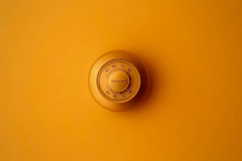 Why Installing a Central Heating Thermostat in Your Home Is Beneficial