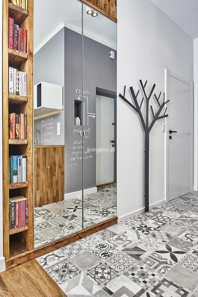 Clever Ideas for Decorating Your Hallway