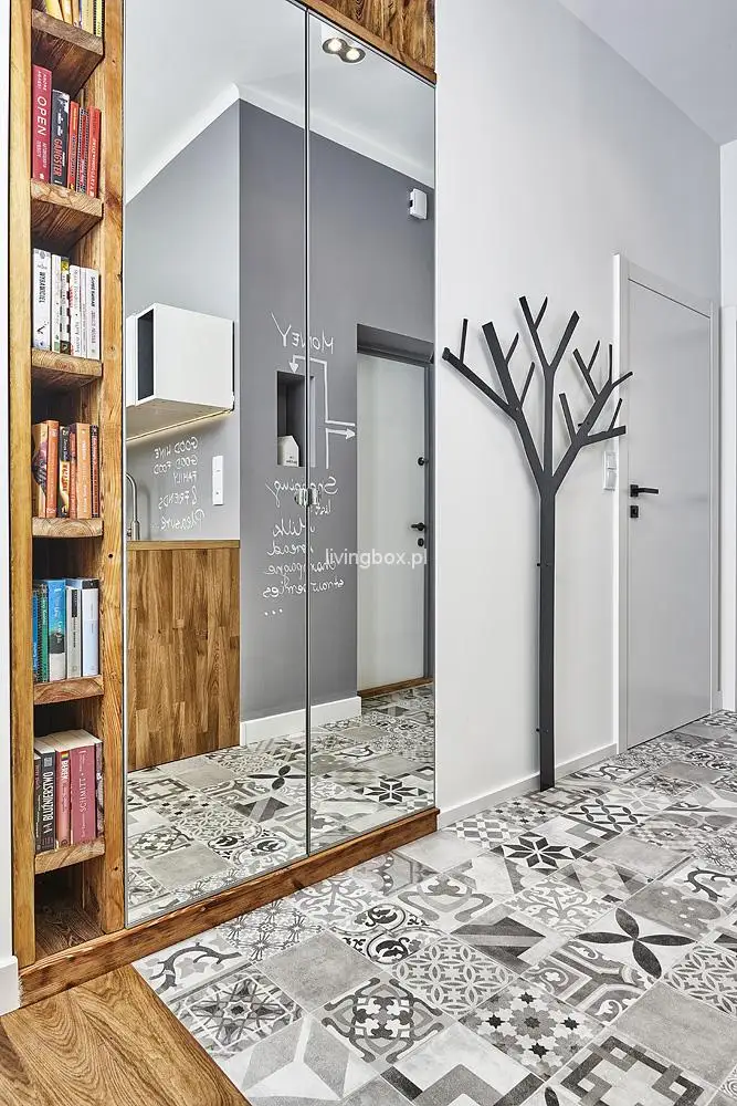 Clever Ideas for Decorating Your Hallway