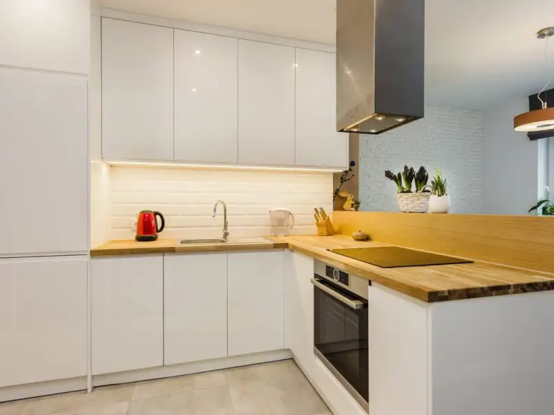Apartament de 3 camere amenajat ideal pentru o familie cu 2 copii