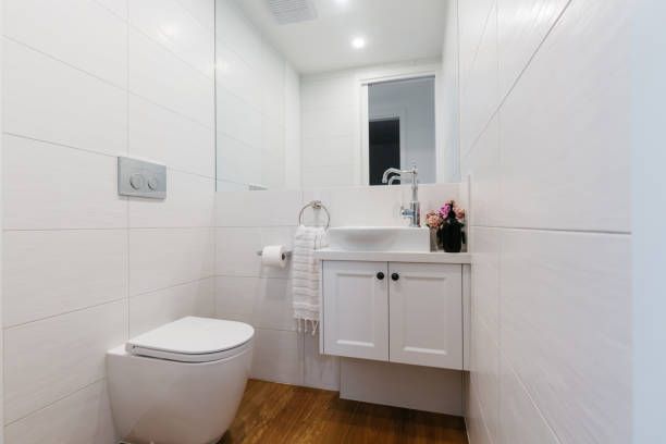 Top 6 idei simple și rapide de amenajare a băii de serviciu de acasă