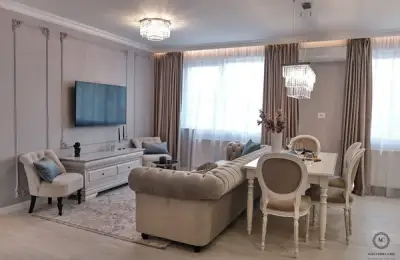 Classic Style Interior Design with Glam Elements in a 70 sq m Apartment in Cluj