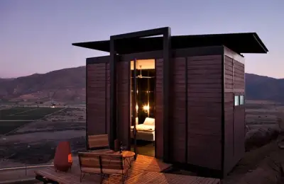 demic Hotel: A Luxurious Retreat in Baja, Mexico