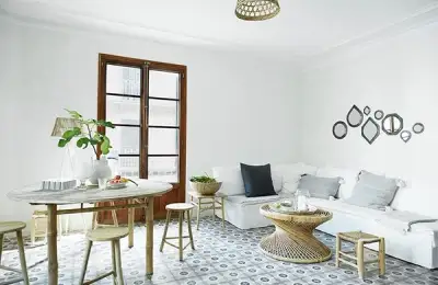 Charming Mediterranean Design for a 3-Bedroom Apartment