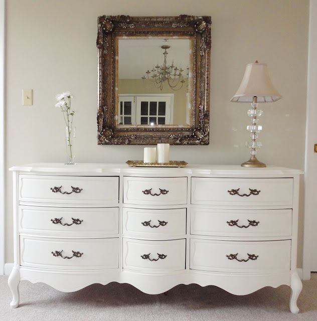 Decorate on a Budget: Refurbishing Old Furniture