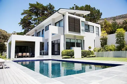Cum să construiești o piscină exterioară- sfaturi utile
