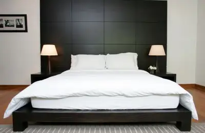 The Bed Tray: A Stylish Detail for Your Bedroom