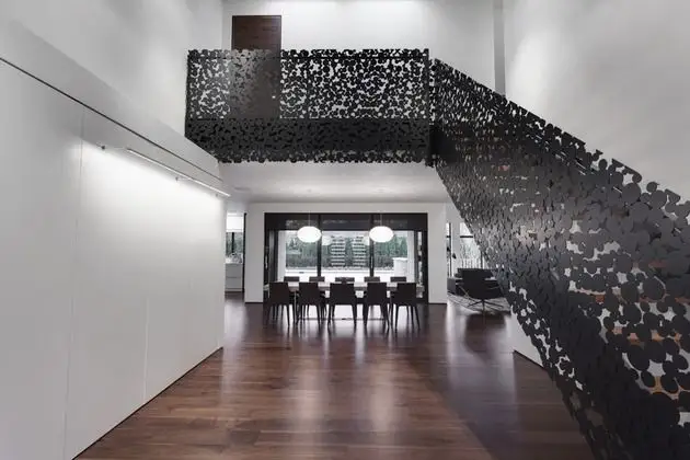 The Lace Iron Staircase for a Contemporary Interior Design