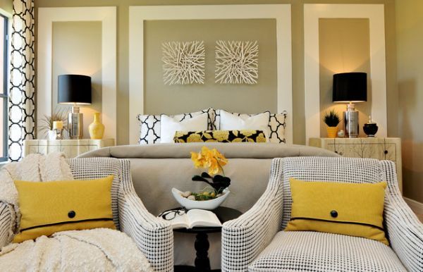 A Bold Combination of Yellow and Black