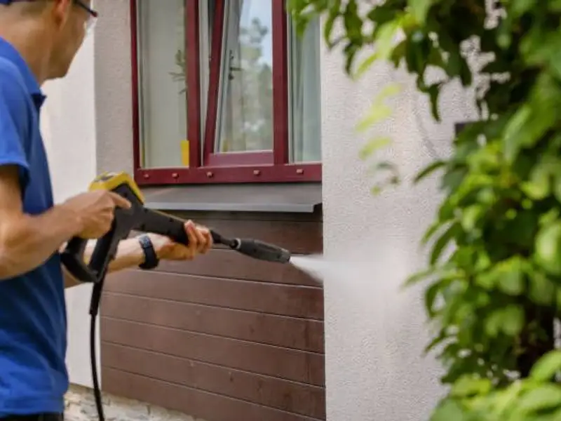 Curățarea fațadei casei în 5 pași simpli