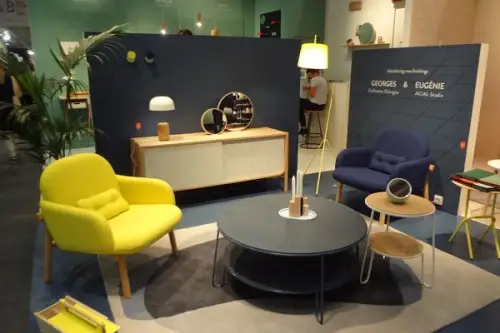 Targul Maison et Objet de la Paris lemn exotic, roz pal si reflexie de oglinzi