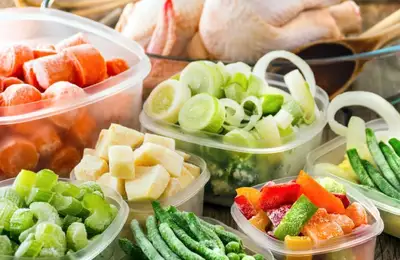 4 Reasons to Store Your Winter Provisions in a Refrigerated Chest
