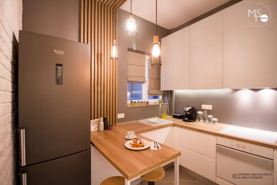 Original and Functional Design in a Two-Bedroom Interwar Apartment