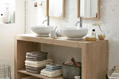 Lavoare decorative care schimba atmosfera baii