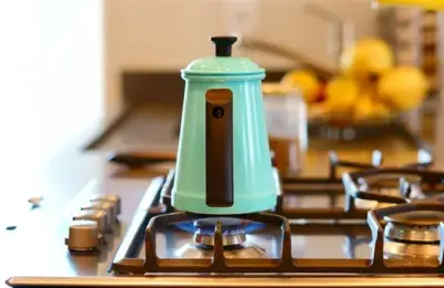 How a Kitchen Hood Works and What Types You Can Choose