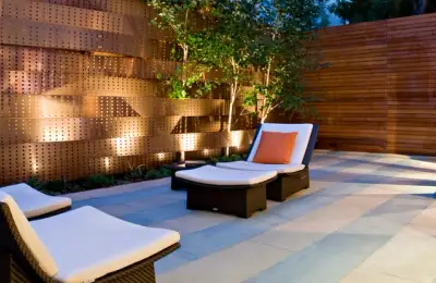 10 Creative Fence Designs