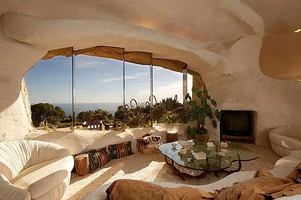 10 case traznite din intreaga lume