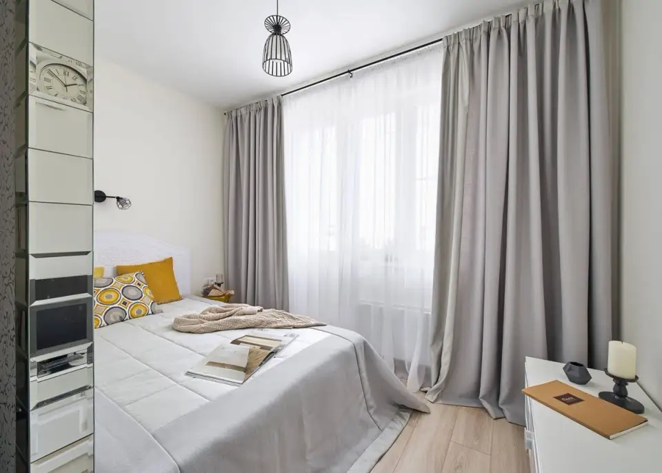 Functional Repurposing and Trendy Interior Design for a One-Bedroom Apartment