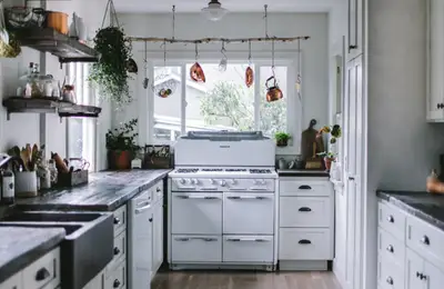 Before & After: The Renovation of a Rustic Kitchen in