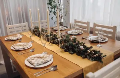 Top 15 Ideas for Setting Your Christmas Eve Table