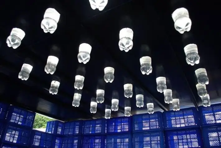 Natural Light Through Bottles: An Innovative Ecological Solution