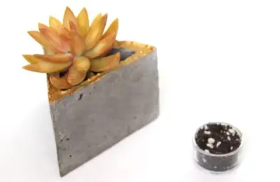 How to Make Wall Planters for Your Home