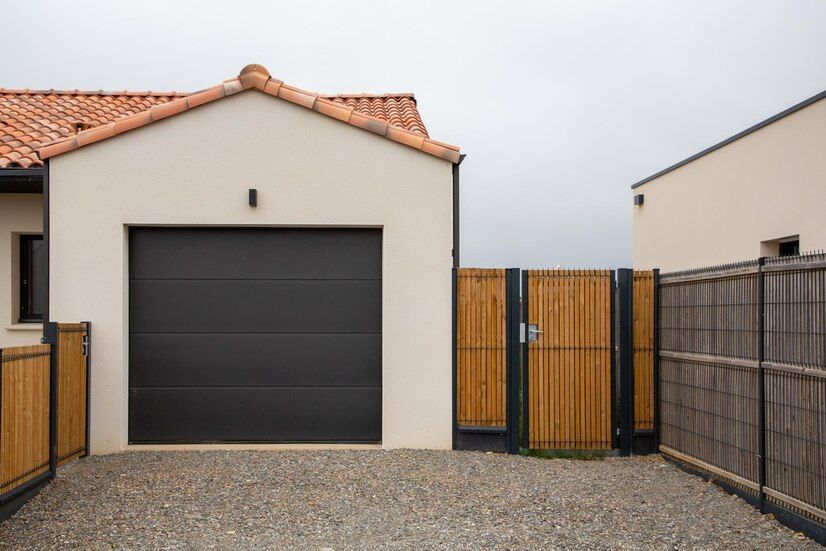 Top 10 materiale ideale pentru construcția unui garaj în curtea casei