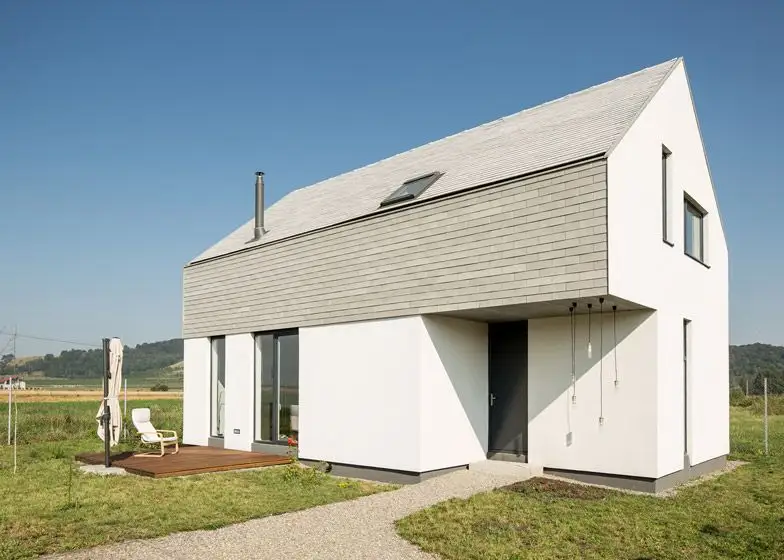 Case din Romania: casa-om, un proiect marca Insert Studio