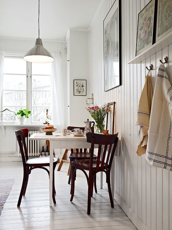 6 Ideas for Concealing Wall Imperfections
