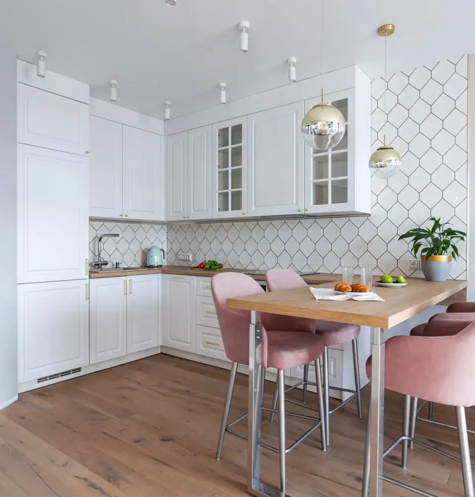 Feminine Elegance in a Modern Two-Bedroom Apartment