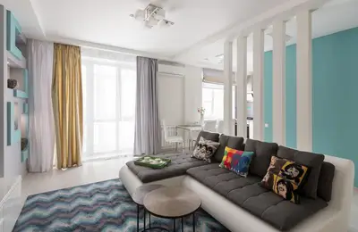 Bright 2-Bedroom Apartment in Turquoise Tones