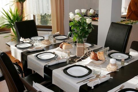 Table Setting Ideas for Dining