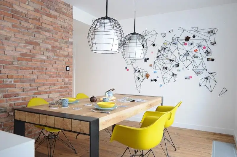 Apartment Design: Playful Patterns and Intense Colors