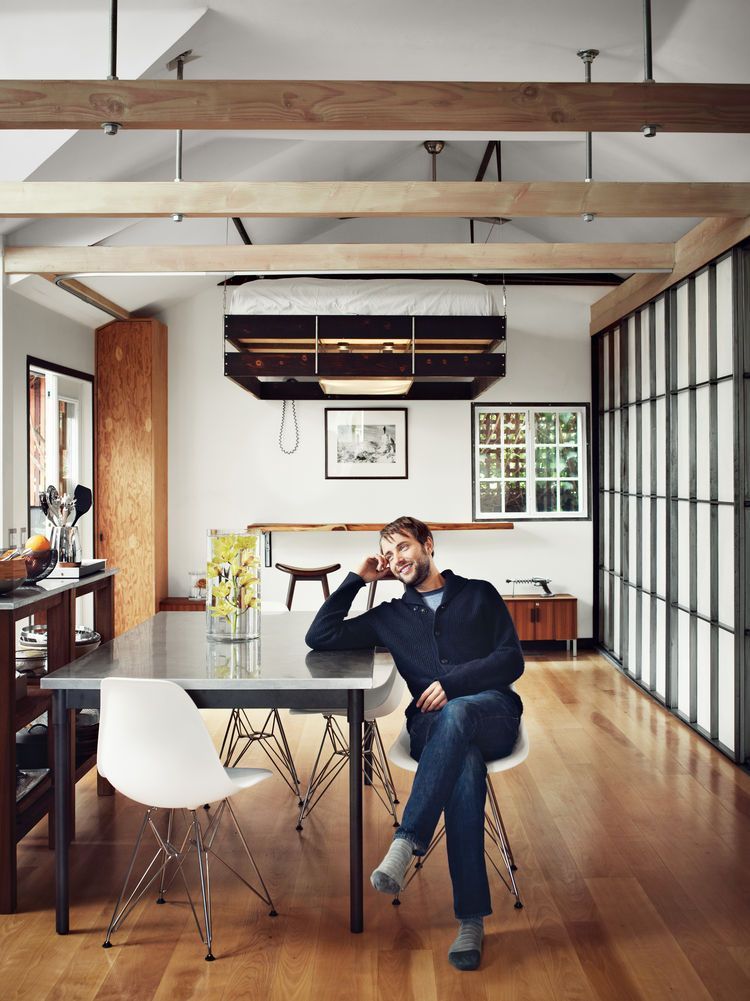 Casele celebritatilor  locuinta cocheta a lui Vincent Kartheiser (Pete Campbell) din Mad Men