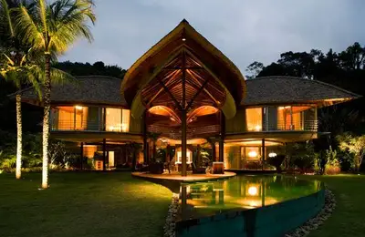 The 6 Most Eccentric Houses in the World
