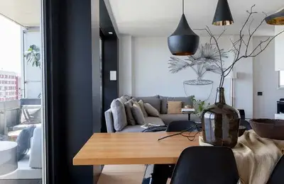 Designing a Contemporary Apartment with Elegant Lines