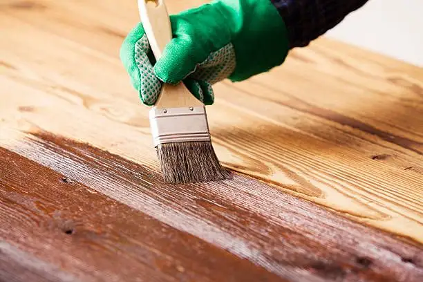 Ghid pentru reparatii minore în casă: deveniți propriul vostru meșter!