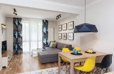 Contemporary Design with Colorful Accents in an 85 sq m Apartment