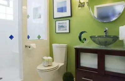 10 Bathroom Designs Featuring Green