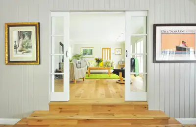 Paintings in Interior Design of a House: Role and Tips for Choosing