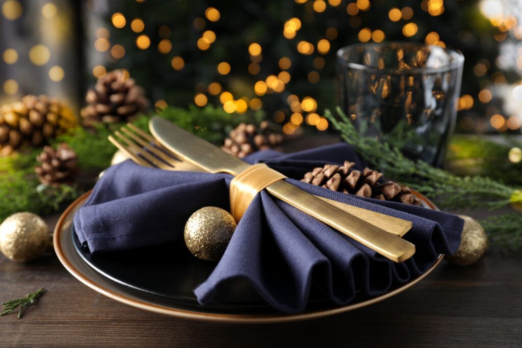 Transforming Your Christmas Table into a Visual Spectacle: 5 Suggestions for Elegant Decor