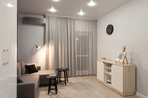 Apartament de 42 mp transformat intr-unul de 2 camere