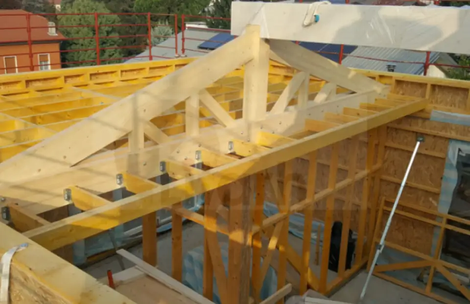 Pe cine te poți baza pentru structuri de case din lemn rezistente? Află totul despre compania Litarh