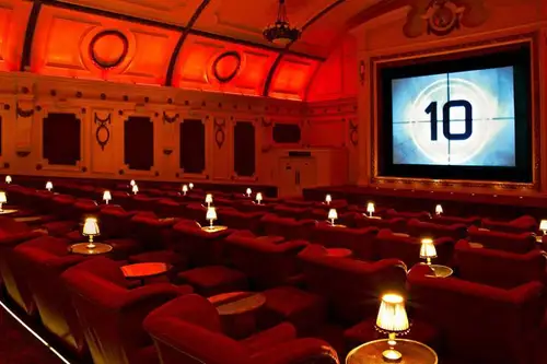 Top 10 cele mai spectaculoase cinematografe din lume